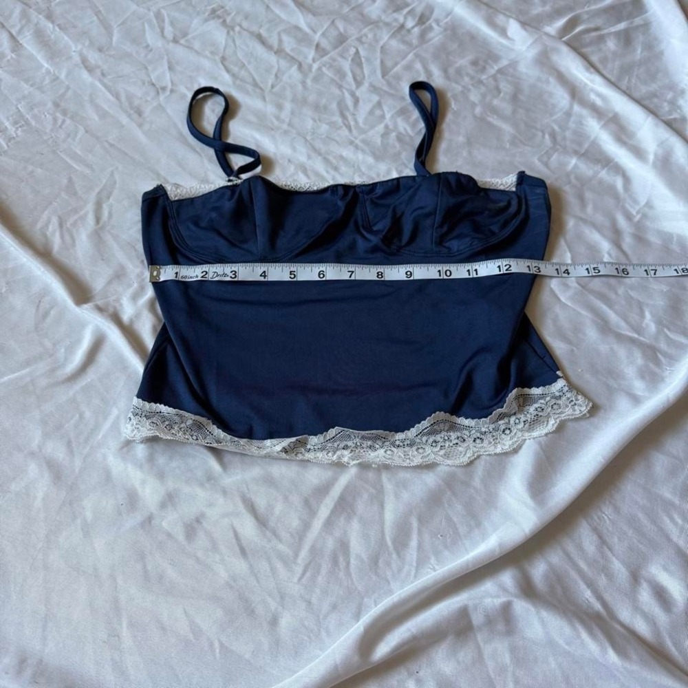 Blue and White Lace Cami Top Y2K - Picture 6 of 6